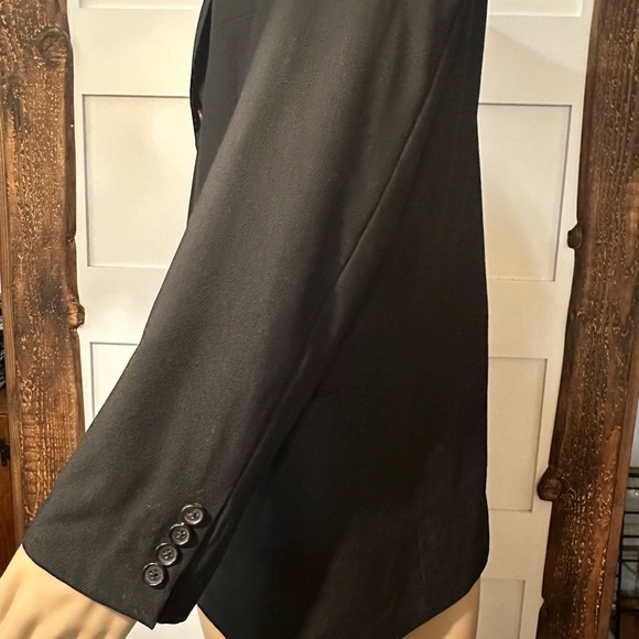 Hugo Boss Men's Black Suit Jacket | Made in the USA | See Measurements - Picture 4 of 12